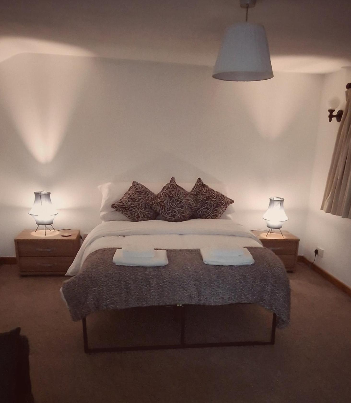 The Lodge@ Beechwood House Mossley Bagian luar foto