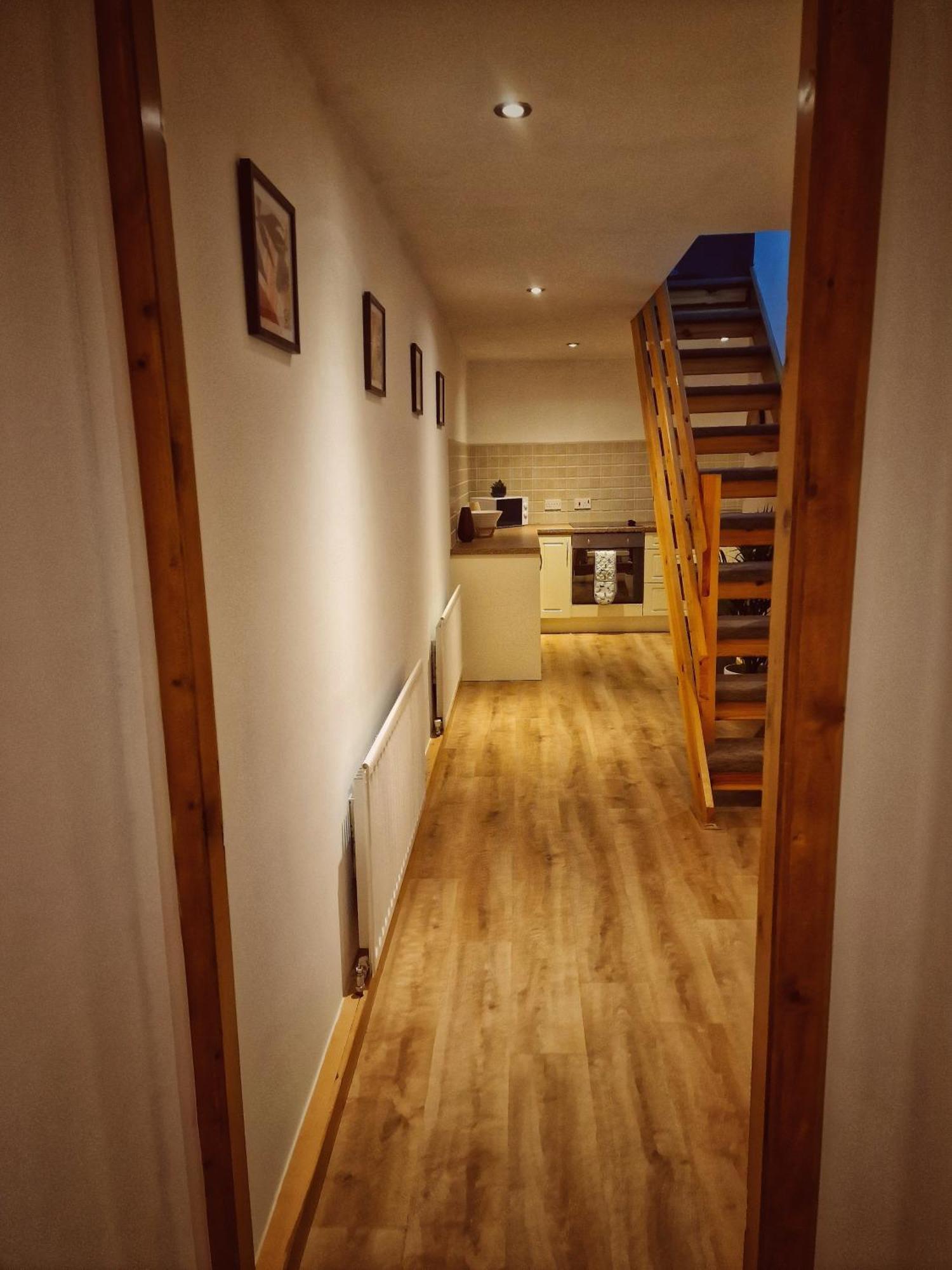 The Lodge@ Beechwood House Mossley Bagian luar foto