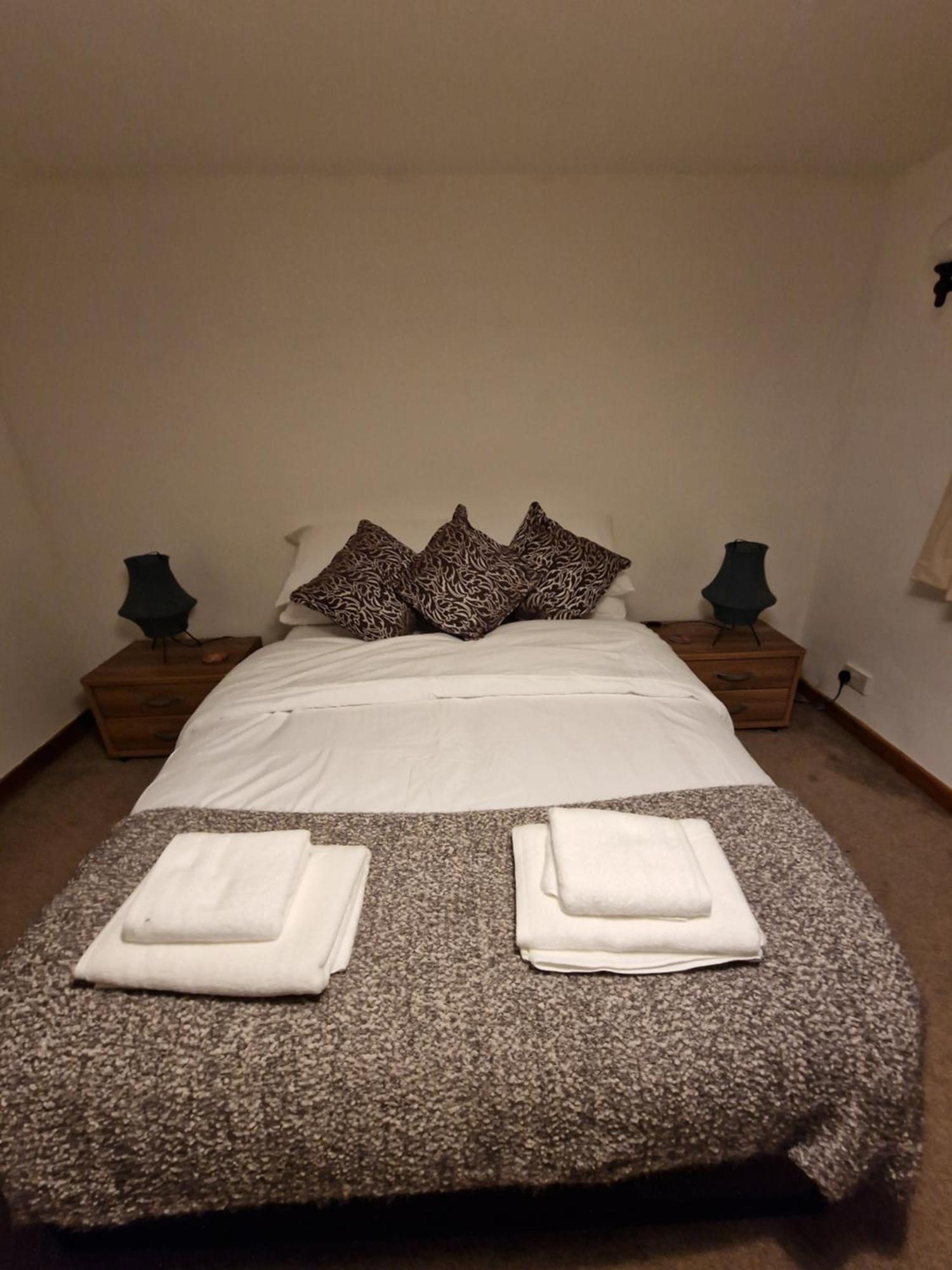 The Lodge@ Beechwood House Mossley Ruang foto